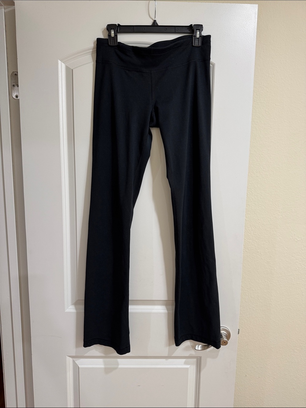 Under Armour Black Boot-Cut Yoga Pants